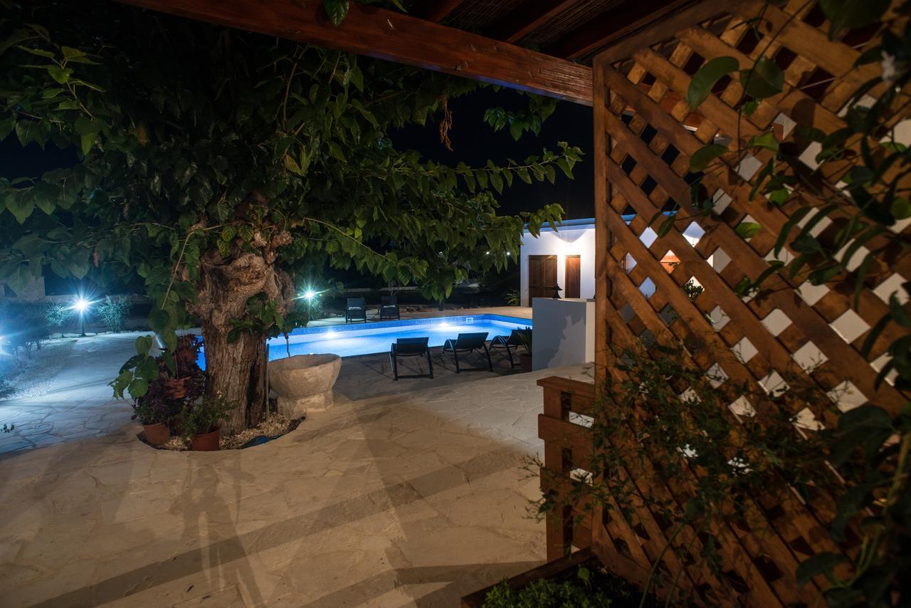 Гостевой дом Chloe'S House Pano Akourdalia Экстерьер фото