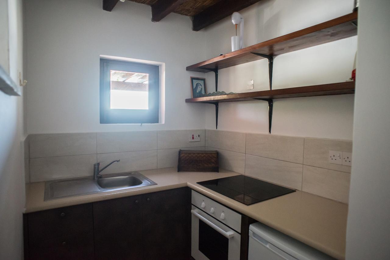 Гостевой дом Chloe'S House Pano Akourdalia Экстерьер фото